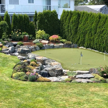 Putting Green, Pondless Stream & Patio