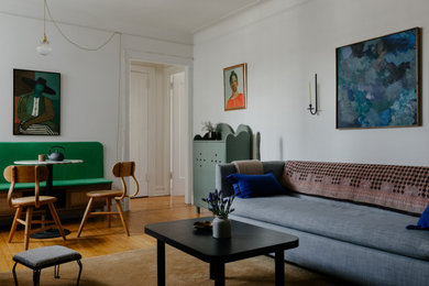 Inspiration for a living room remodel in New York