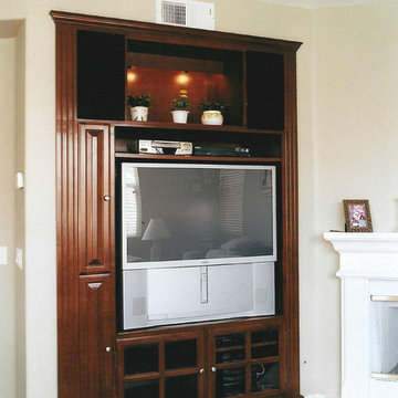 Entertainment Centers & Built-in Niches