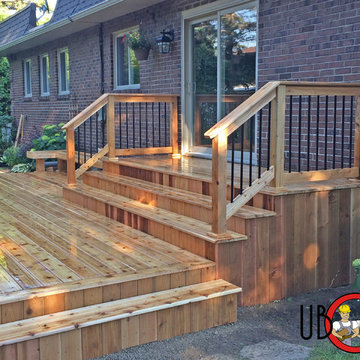 Western Red Cedar Deck with Bench Feature