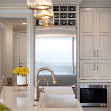 Showplace EVO Savannah Kitchen, in Accessible Beige with Walnut Glaze