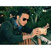 Robin Singh's photo
