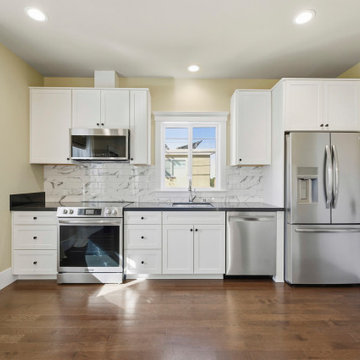 2 BR 900 sqft ADU in San Diego Historic District Kitchen