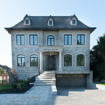 Beautiful 4,000 S.F. home in Richmond Hill with Stone Exterior
