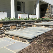 path from side of house to backyard