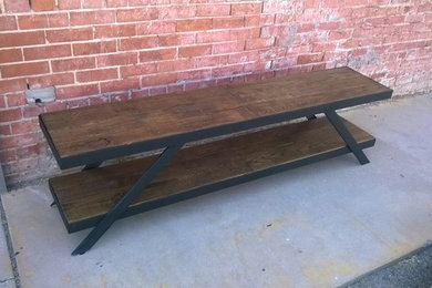 Olsen TV stand