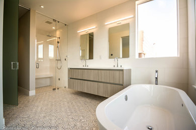 Inspiration for a bathroom remodel in San Francisco