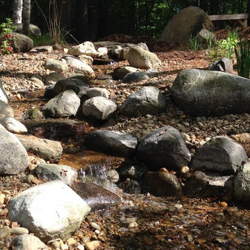 water feature, outdoor living area