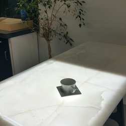 Malibu Beach House - Undercabinet Lighting