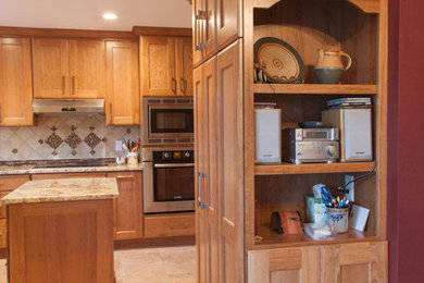 Kitchen - traditional kitchen idea in Other