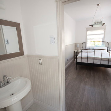 ShoreLark by the Sea:, Upper Nest bedroom and bathroom