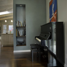 piano room