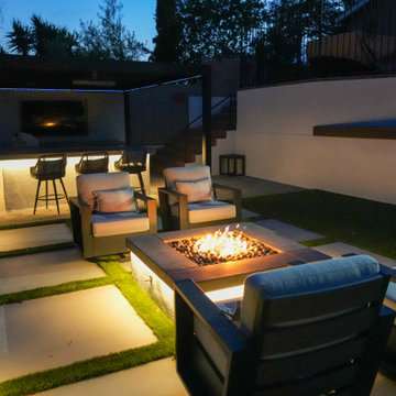 Josh & Katie Vinck – Modern Backyard with Fire Pit, Bar & Sun Deck