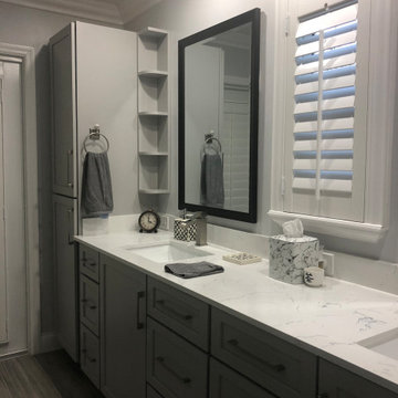 Contemporary Primary Bathroom with Walk-In Shower