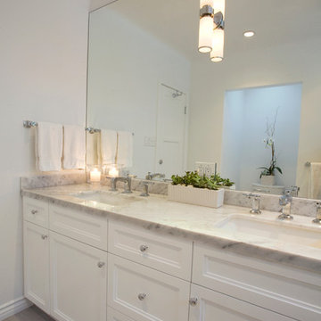 Stuart Contemporary Bathroom