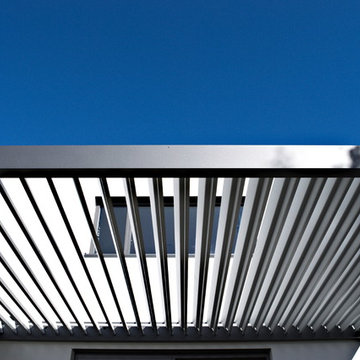 Frei zu öffnendes Terrassendach für ein Einfamilienhaus in München
