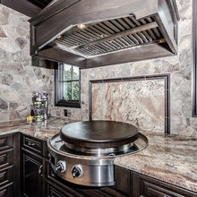 Pool/outdoor Kitchen Area