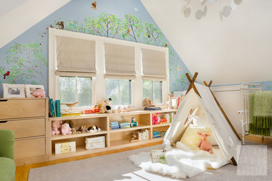 Example of a transitional home design design in Boston