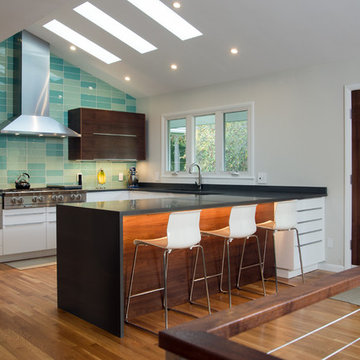 Franklin Modern Kitchen