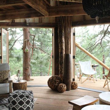 Treehouse Escape in Hauser ID