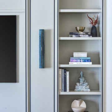 Custom Built-In Living Room Bookshelf