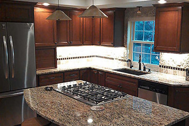 Kitchen - kitchen idea in Denver