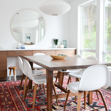 Beach Style Dining Room