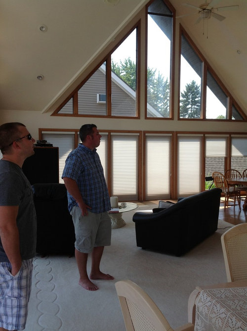 Wall color for oak and trim