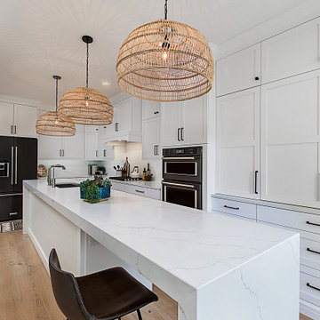 Wonderfully White Kitchen