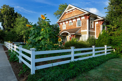 Arts and crafts exterior home photo in Cincinnati