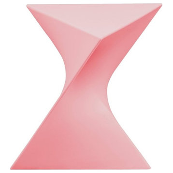 LeisureMod Randolph Modern Plastic Triangle End Table in Pink