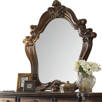 European Royal Look Cherry Oak Finish Bedroom Set