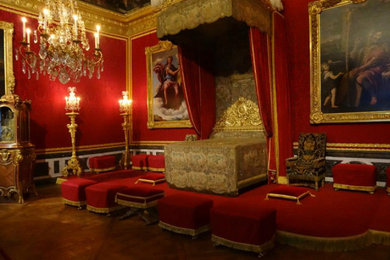 Dorure: copie de 11 ployants pour le salon de Mercure (château de Versailles)