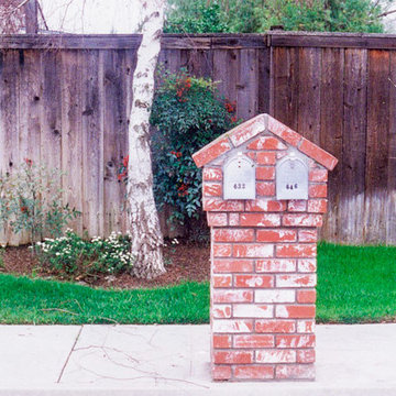 Brick, Stone & Stucco Mailboxes