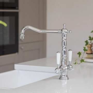 Shaker Style Kitchen with Statuario Ice Gemini worktops