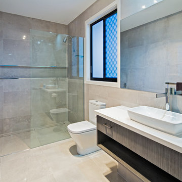Prestigious waterfront design in Raby Bay