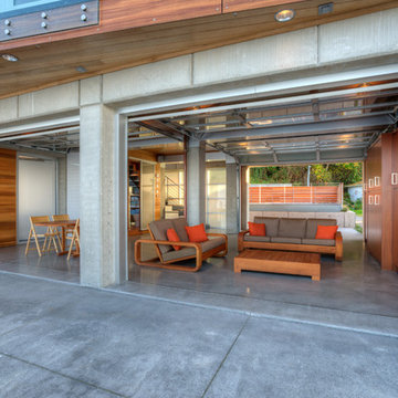 Tsunami House