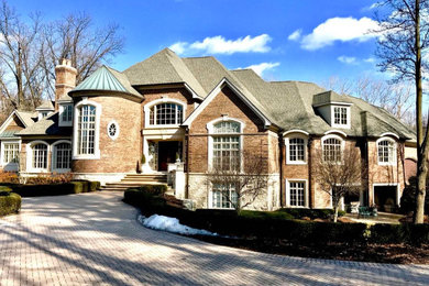 Exterior home idea in Detroit