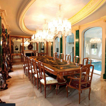 Traditional Dining Rooms