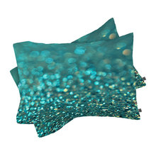 Pillows & Throws
