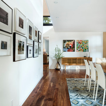 Three-Courts Residence