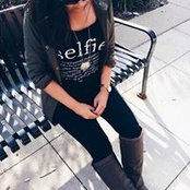 June Lee's photo