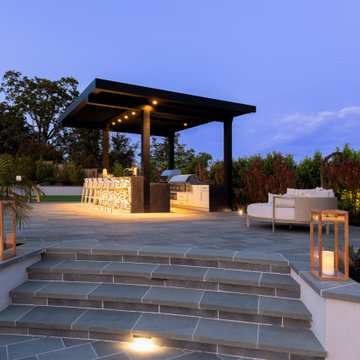 California Outdoor Paradise - Motorized Pergola