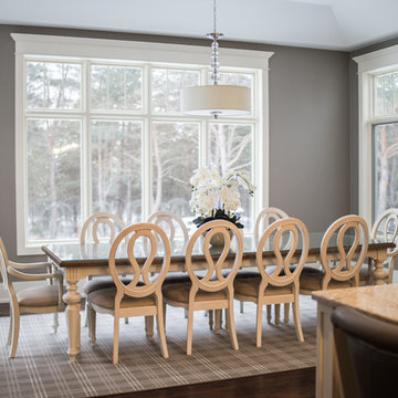 Warm, Contemporary and Spacious Family Home