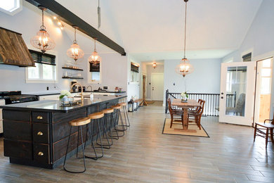 Inspiration for a kitchen remodel in Toronto