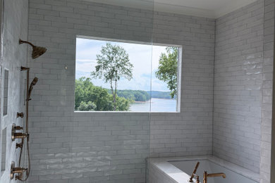 Example of a classic bathroom design in Atlanta