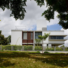 WEEKEND HOME