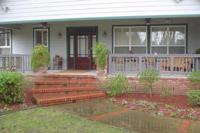 Arts and crafts porch idea in Other