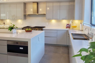 Kitchen photo in Orange County