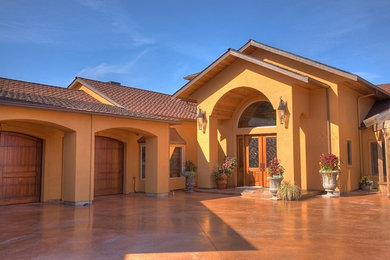 Entryway - mediterranean entryway idea in Seattle